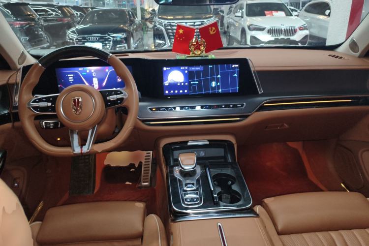 Used Hongqi H9 2024 2.0T Qichang Private Enjoyment Luxury Edition Center Console