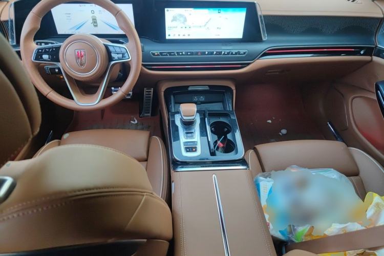 Used Hongqi H9 2024 2.0T Qixiang Luxury Business Edition Center Console