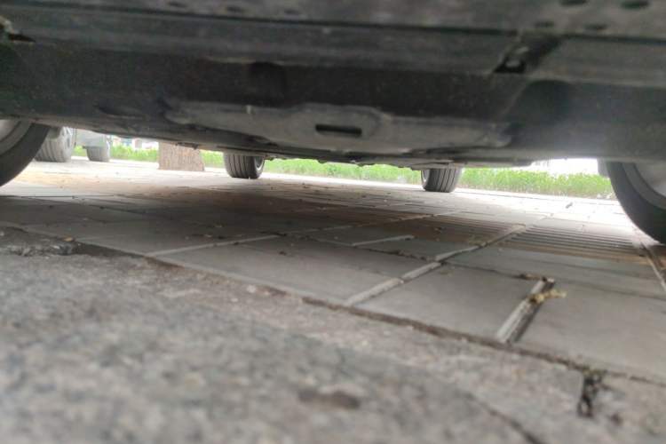 Used Hongqi H9 2024 2.0T Qixiang Private Style Edition Chassis Front