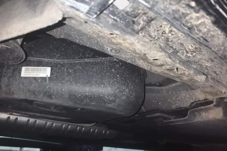 Used Hongqi H9 2024 2.0T Qixiang Private Style Edition Chassis Rear Right