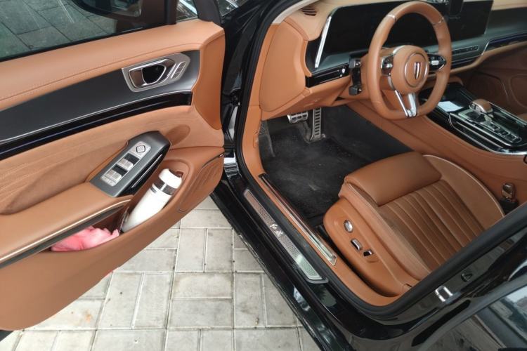 Used Hongqi H9 2024 2.0T Qixiang Private Style Edition Driver Seat
