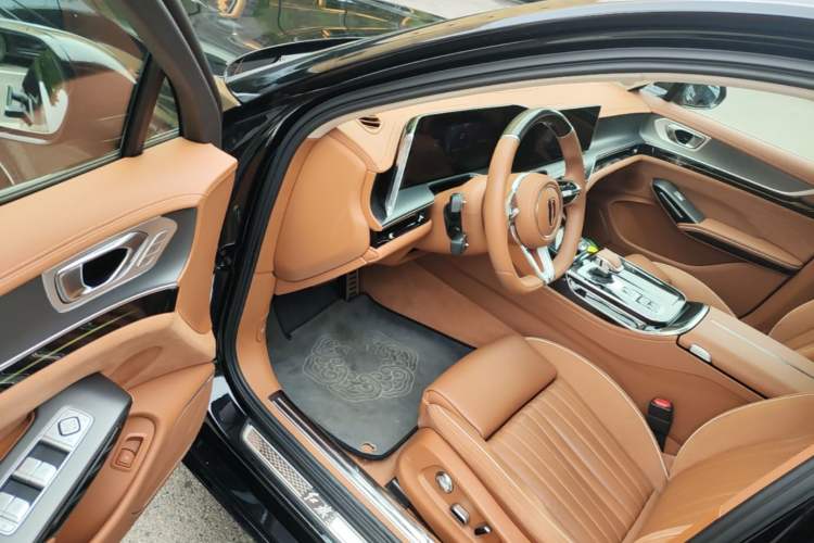 Used Hongqi H9 2024 2.0T Qichang Private Enjoyment Luxury Edition Driver Seat