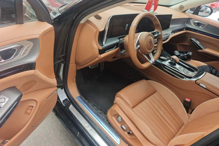 Used Hongqi H9 2024 2.0T Qixiang Private Style Edition Driver Seat