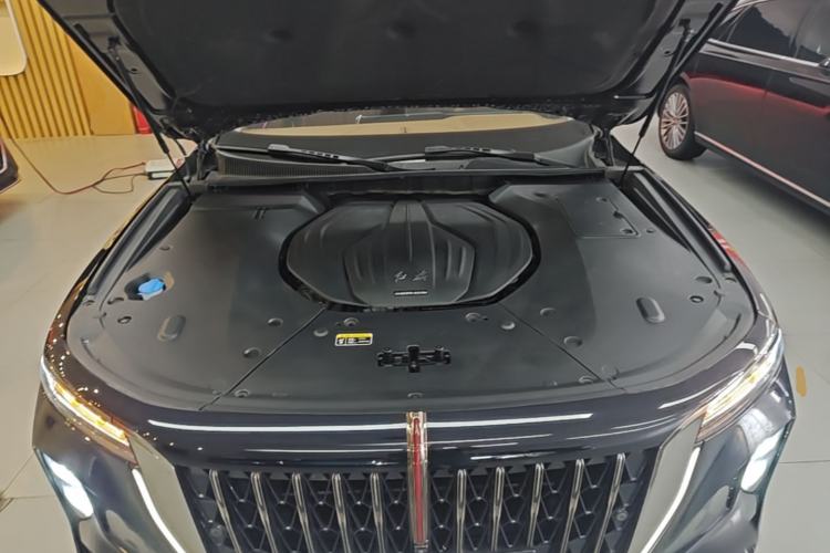 Used Hongqi H9 2024 2.0T Qixiang Private Style Edition Engine Bay