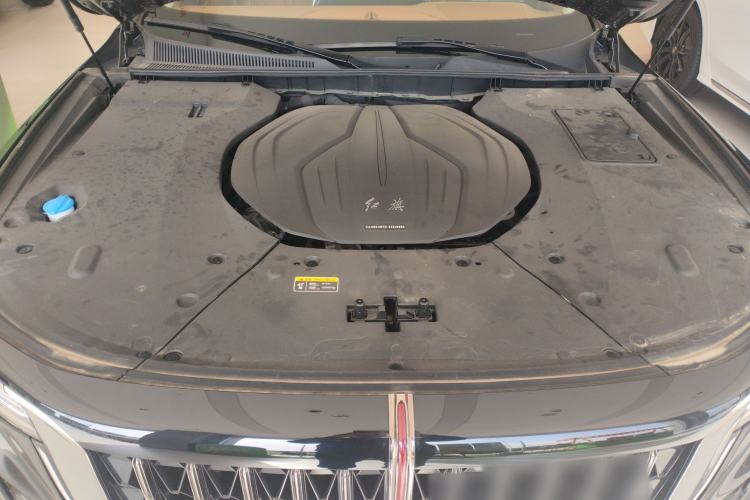 Used Hongqi H9 2024 2.0T Qixiang Private Style Edition Engine Bay