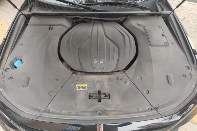 Used Hongqi H9 2024 2.0T Qixiang Private Style Edition Engine Bay