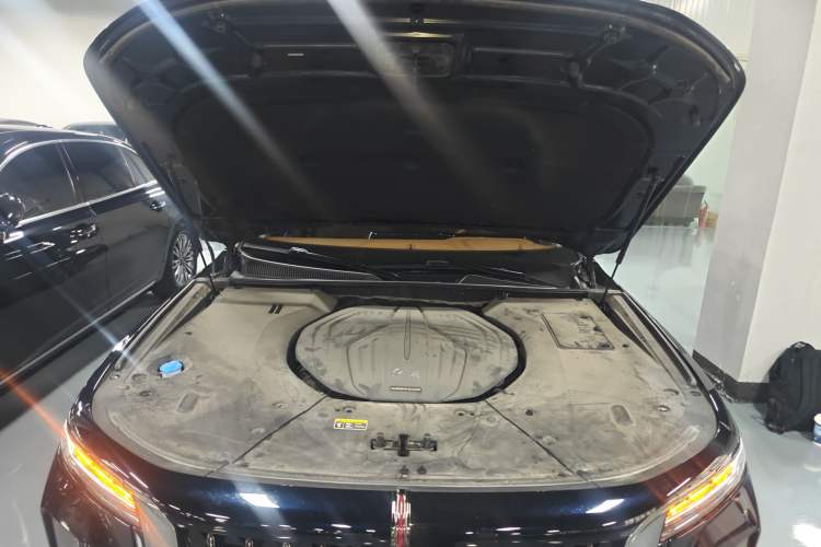 Used Hongqi H9 2024 2.0T Qichang Private Enjoyment Luxury Edition Engine Bay