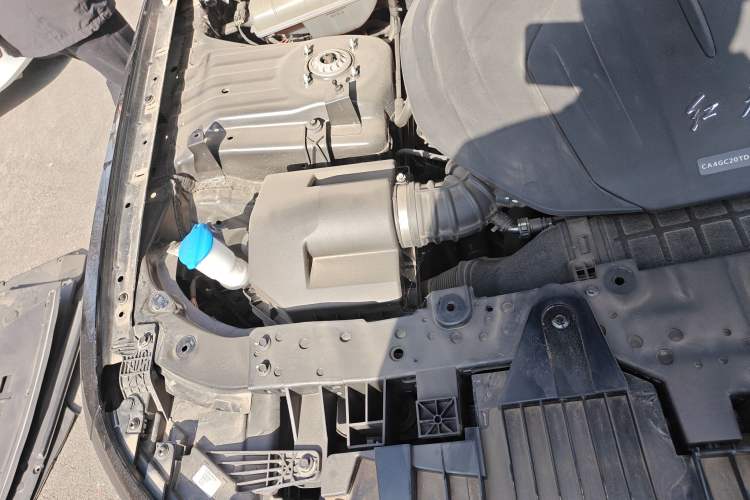 Used Hongqi H9 2024 2.0T Qichang Private Enjoyment Luxury Edition Engine Bay Right