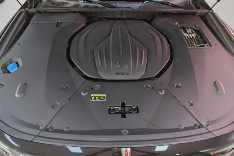 Used Hongqi H9 2024 2.0T Qichang Private Enjoyment Luxury Edition Engine Bay