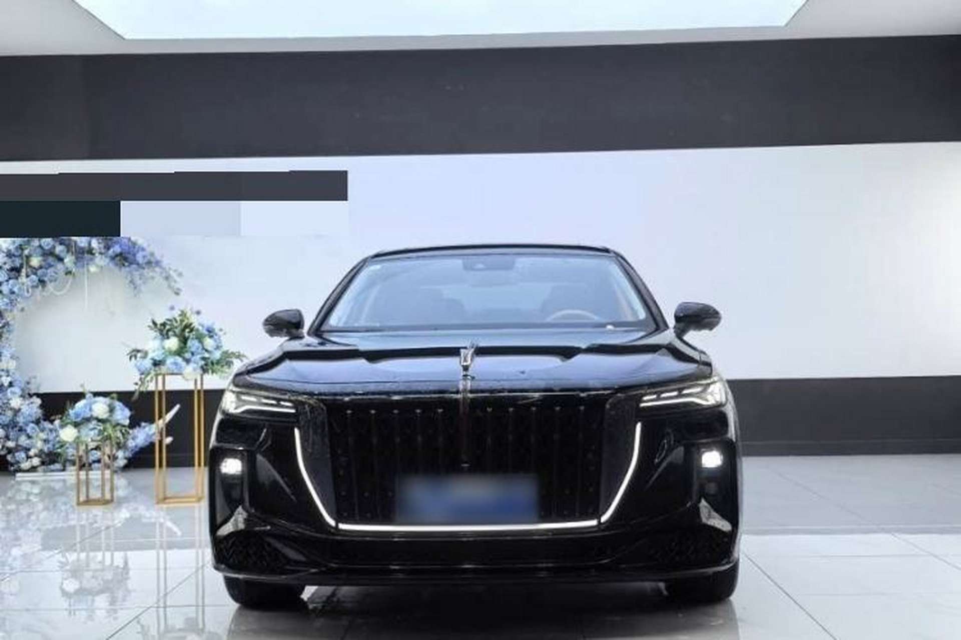 Used Hongqi H9 2024 2.0T Qixiang Private Style Edition Exterior 1