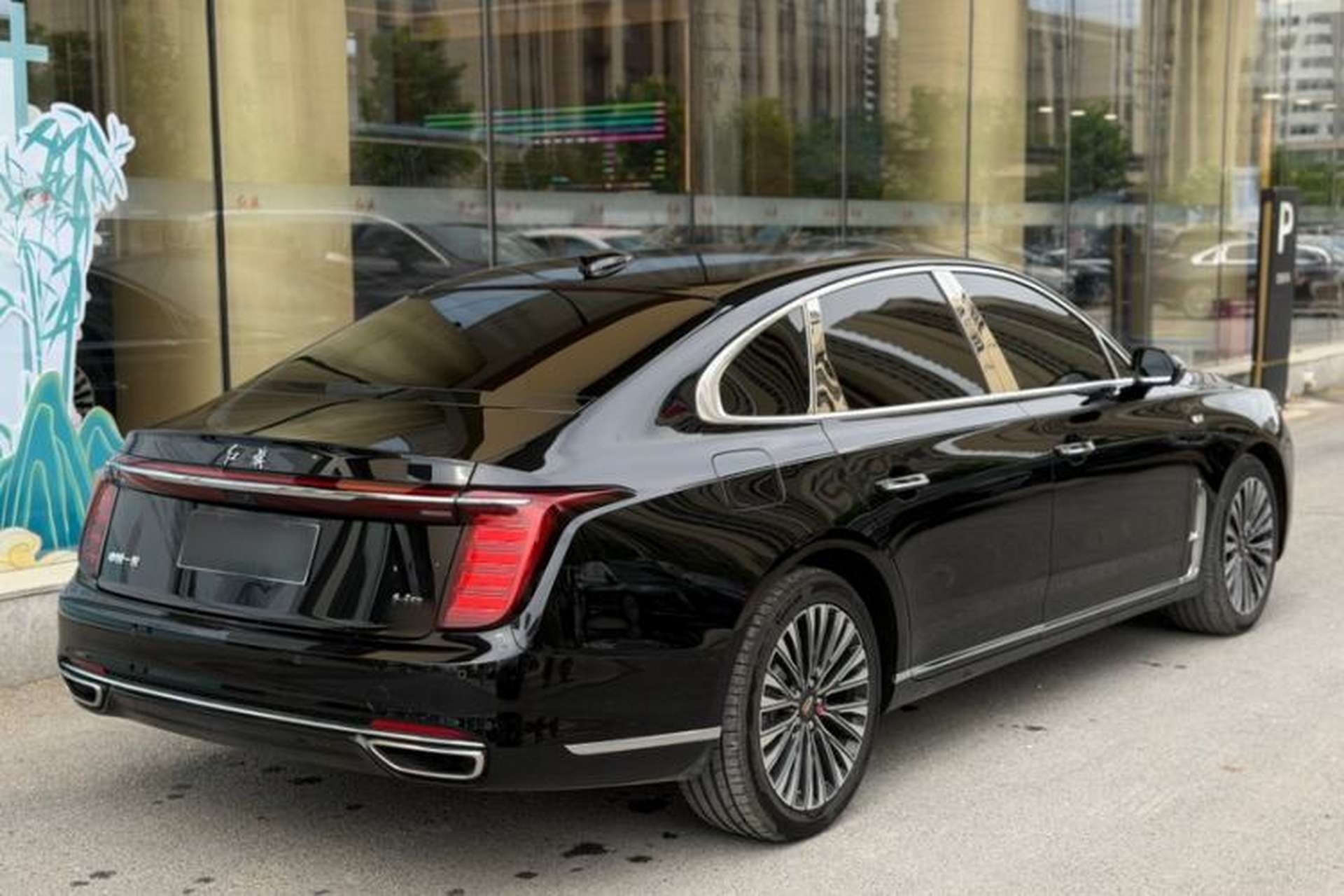 Used Hongqi H9 2024 2.0T Qixiang Luxury Business Edition Exterior 3