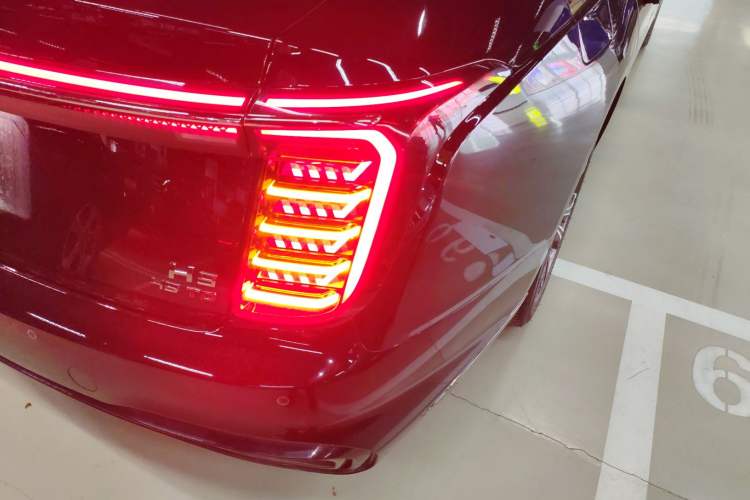 Used Hongqi H9 2024 2.0T Qixiang Private Style Edition Exterior 3