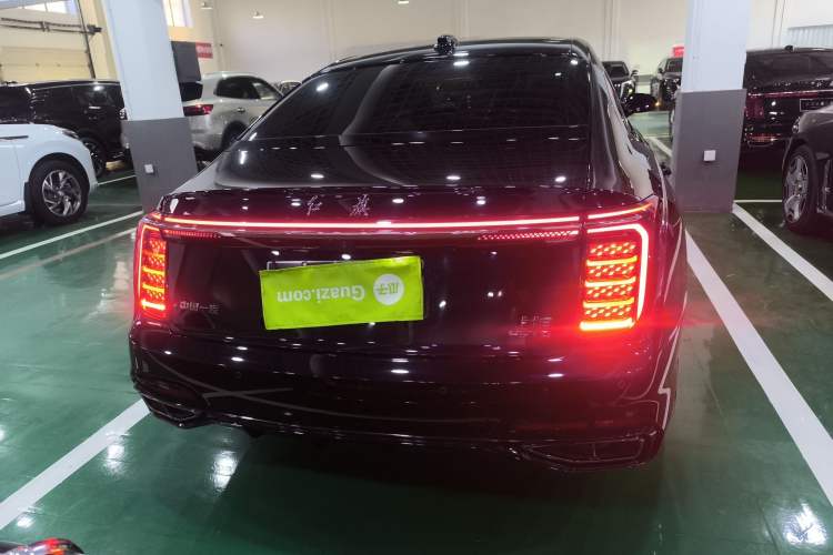 Used Hongqi H9 2024 2.0T Qixiang Private Style Edition Exterior 4
