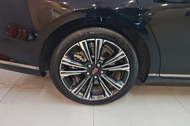 Used Hongqi H9 2024 2.0T Qixiang Private Style Edition Exterior 5