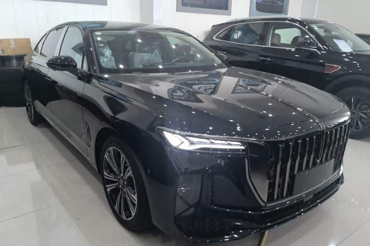 Used Hongqi H9 2024 2.0T Qichang Private Enjoyment Luxury Edition Front Right 45 Deg