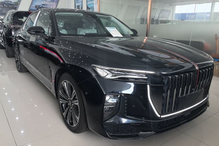 Used Hongqi H9 2024 2.0T Qichang Private Enjoyment Luxury Edition Front Right 45 Deg
