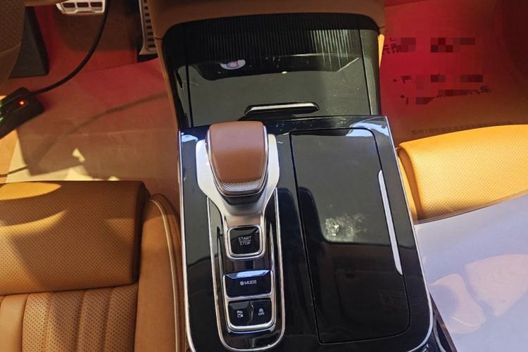 Used Hongqi H9 2024 2.0T Qichang Private Enjoyment Luxury Edition Gear Lever