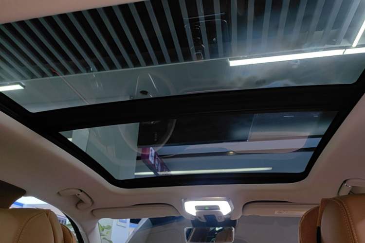 Used Hongqi H9 2024 3.0T Flagship All-Wheel Drive Luxury Business Edition Headliner