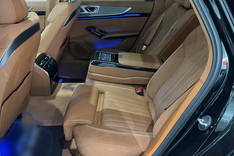 Used Hongqi H9 2024 2.0T Qichang Private Enjoyment Luxury Edition Interior 1