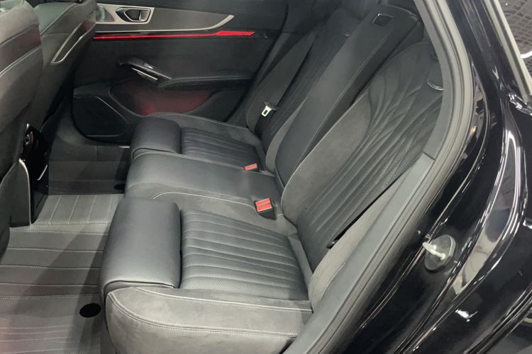 Used Hongqi H9 2024 2.0T Qichang Private Enjoyment Luxury Edition Interior 1