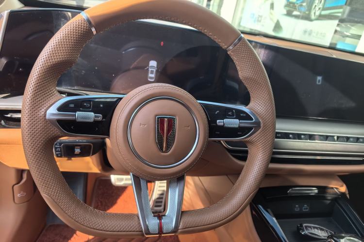 Used Hongqi H9 2024 2.0T Qixiang Private Style Edition Interior 2