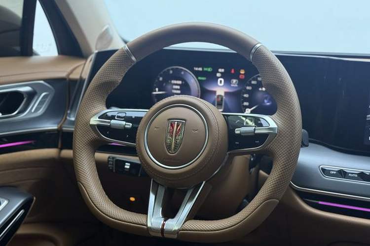 Used Hongqi H9 2024 2.0T Qixiang Private Style Edition Interior 3