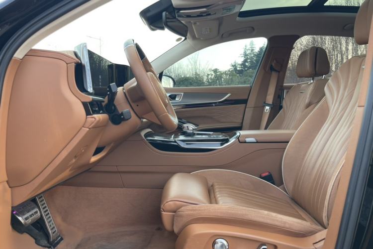 Used Hongqi H9 2024 2.0T Qichang Private Enjoyment Luxury Edition Interior 4