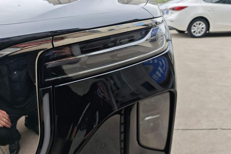 Used Hongqi H9 2024 2.0T Qichang Private Enjoyment Luxury Edition Left Front Headlight