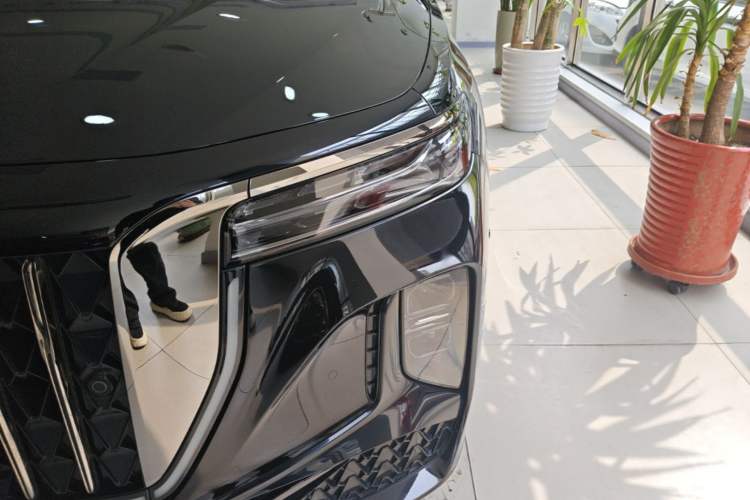 Used Hongqi H9 2024 2.0T Qichang Private Enjoyment Luxury Edition Left Front Headlight