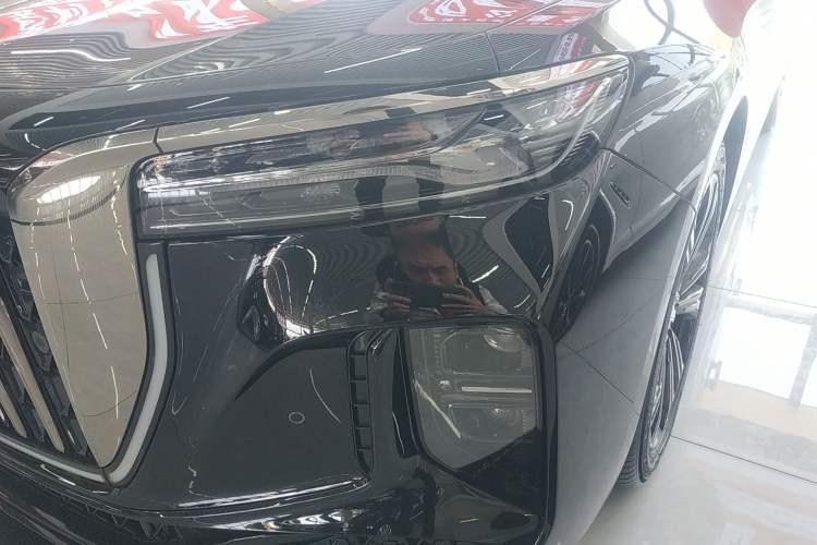 Used Hongqi H9 2024 2.0T Qixiang Private Style Edition Left Front Headlight