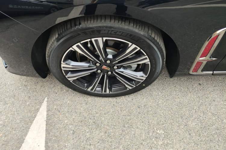 Used Hongqi H9 2024 2.0T Qichang Private Enjoyment Luxury Edition Left Front Wheel Hub