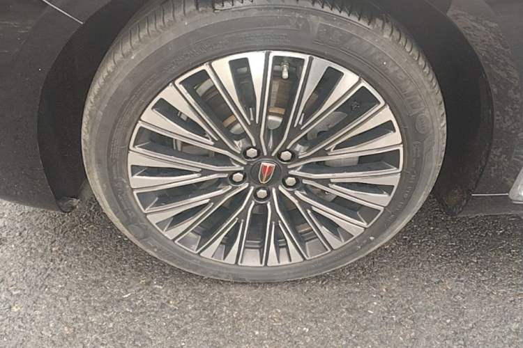 Used Hongqi H9 2024 2.0T Qixiang Luxury Business Edition Left Front Wheel Hub