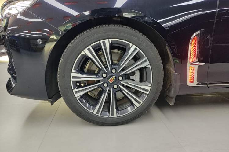Used Hongqi H9 2024 2.0T Qichang Private Enjoyment Luxury Edition Left Front Wheel Hub