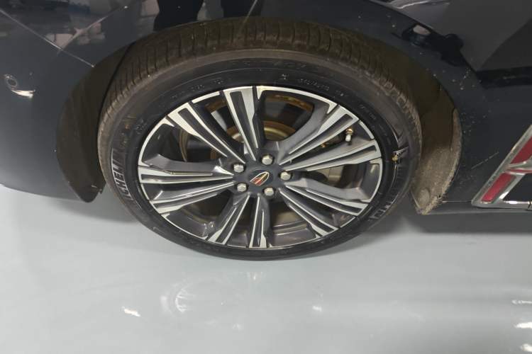 Used Hongqi H9 2024 2.0T Qichang Private Enjoyment Luxury Edition Left Front Wheel Hub