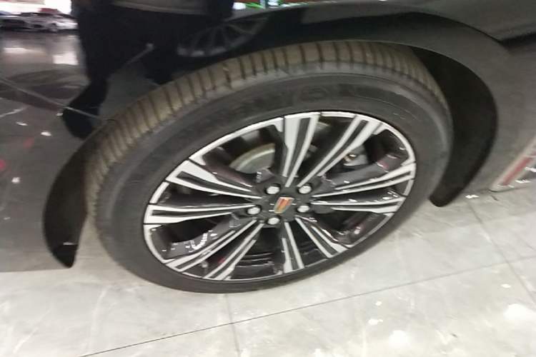 Used Hongqi H9 2024 2.0T Qixiang Private Style Edition Left Front Wheel Hub