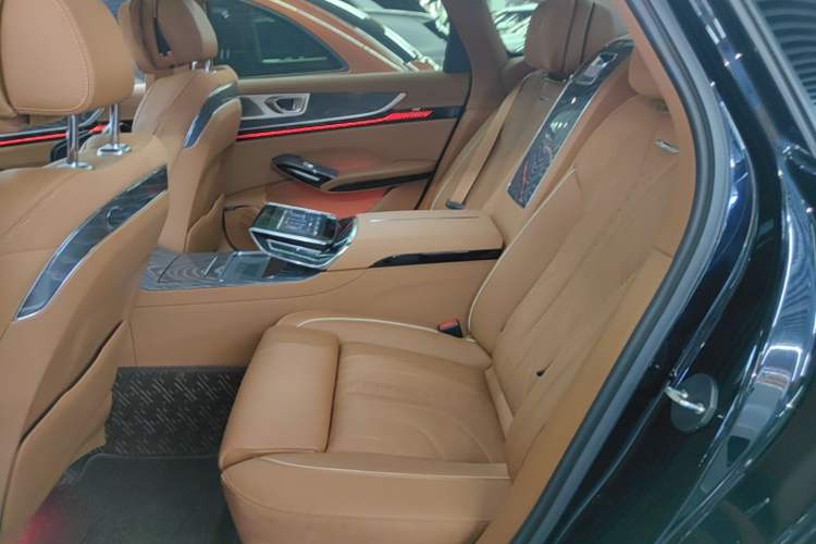 Used Hongqi H9 2024 3.0T Flagship All-Wheel Drive Luxury Business Edition Left Rear Seat