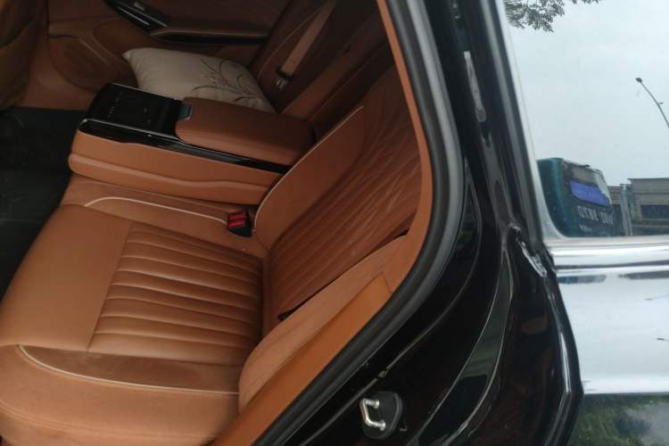 Used Hongqi H9 2024 2.0T Qixiang Private Style Edition Left Rear Seat