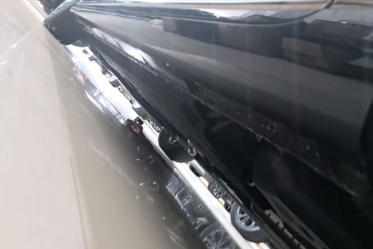 Used Hongqi H9 2024 2.0T Qichang Private Enjoyment Luxury Edition Left Side Sill