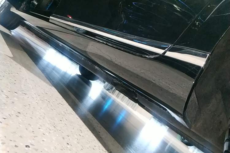 Used Hongqi H9 2024 2.0T Qixiang Luxury Business Edition Left Side Sill