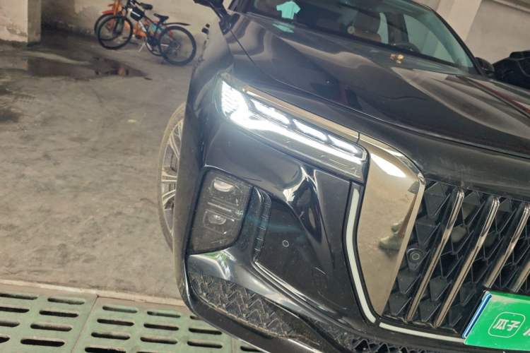 Used Hongqi H9 2024 2.0T Qixiang Private Style Edition Right Front Headlight