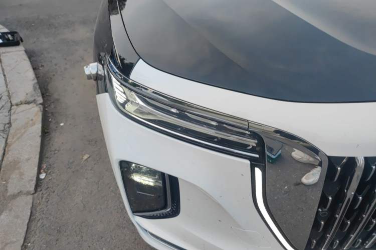 Used Hongqi H9 2024 2.0T Qixiang Luxury Business Edition Right Front Headlight