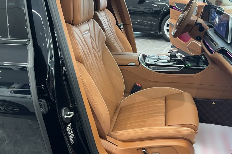 Used Hongqi H9 2024 2.0T Qixiang Private Style Edition Right Front Seat