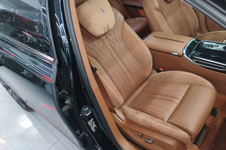 Used Hongqi H9 2024 2.0T Qichang Private Enjoyment Luxury Edition Right Front Seat