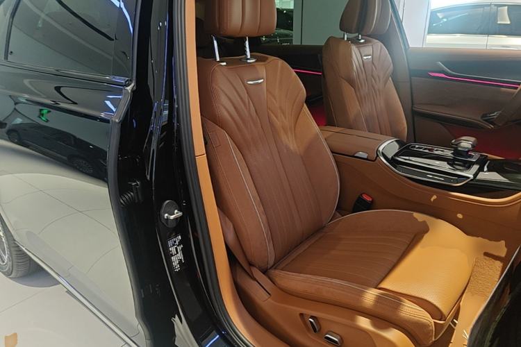 Used Hongqi H9 2024 2.0T Qichang Private Enjoyment Luxury Edition Right Front Seat