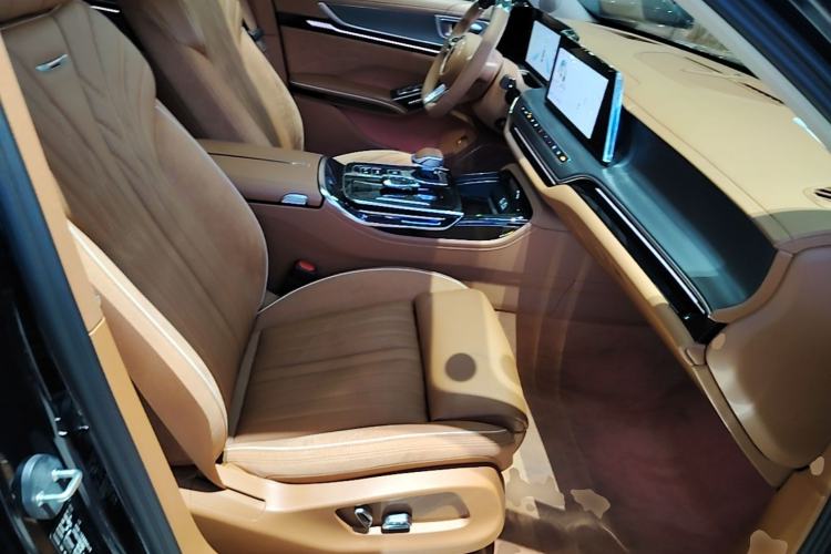 Used Hongqi H9 2024 2.0T Qixiang Private Style Edition Right Front Seat