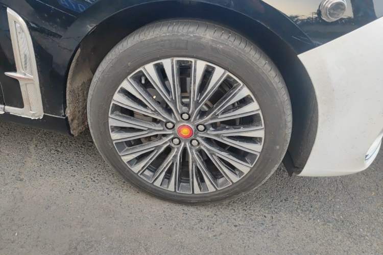 Used Hongqi H9 2024 2.0T Qixiang Luxury Business Edition Right Front Wheel Hub