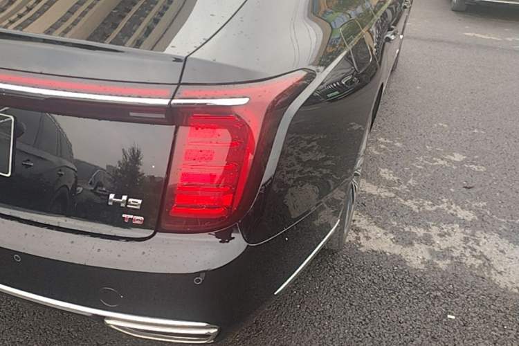 Used Hongqi H9 2024 2.0T Qixiang Luxury Business Edition Right Rear Taillight