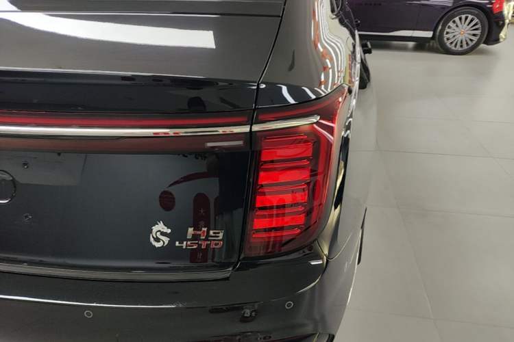 Used Hongqi H9 2024 2.0T Qichang Private Enjoyment Luxury Edition Right Rear Taillight