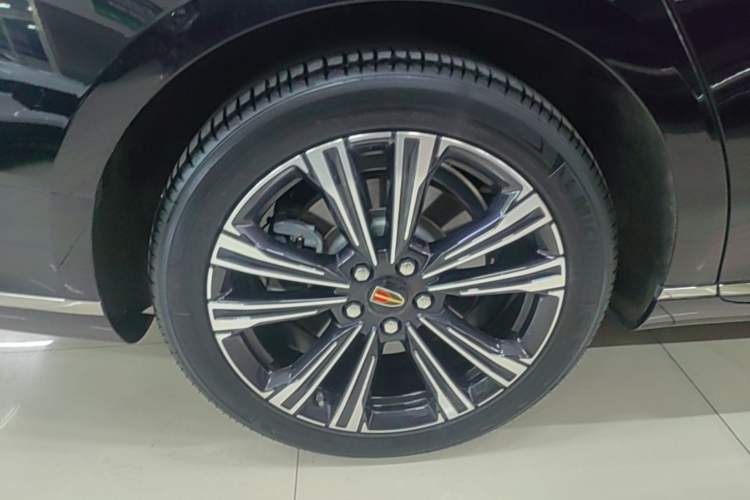 Used Hongqi H9 2024 2.0T Qixiang Private Style Edition Right Rear Wheel Hub