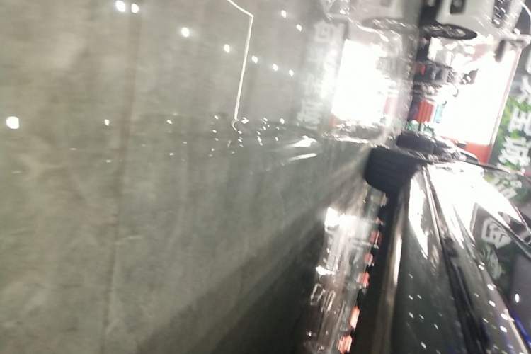 Used Hongqi H9 2024 2.0T Qixiang Private Style Edition Right Side Sill